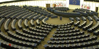 Presentato al Parlamento Europeo il “Progetto MCL Europa 2010”