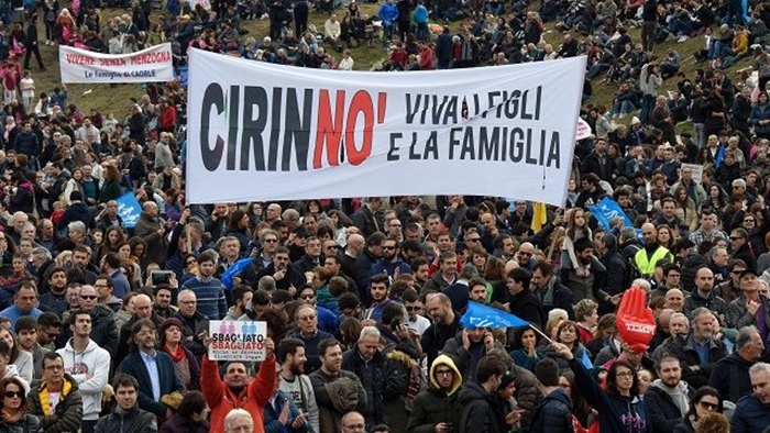 Costalli: "Governo e Parlamento ascoltino il popolo del Family day e valutino bene prima di decidere"